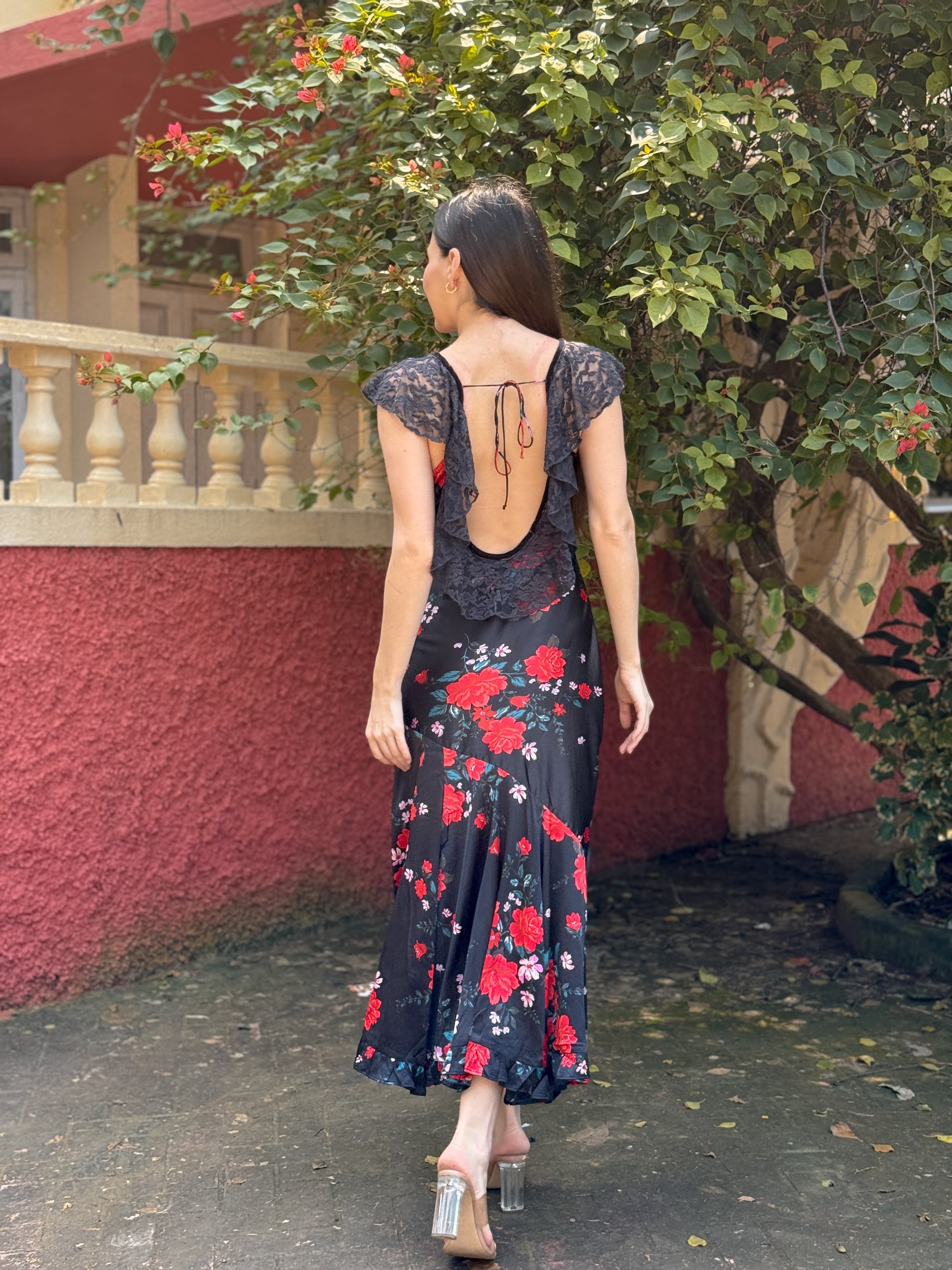 Rosa Noir Midi Dress