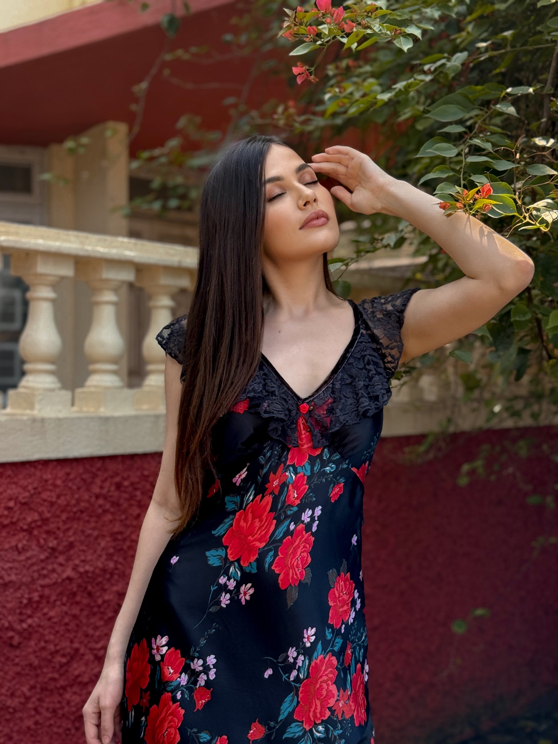 Rosa Noir Midi Dress