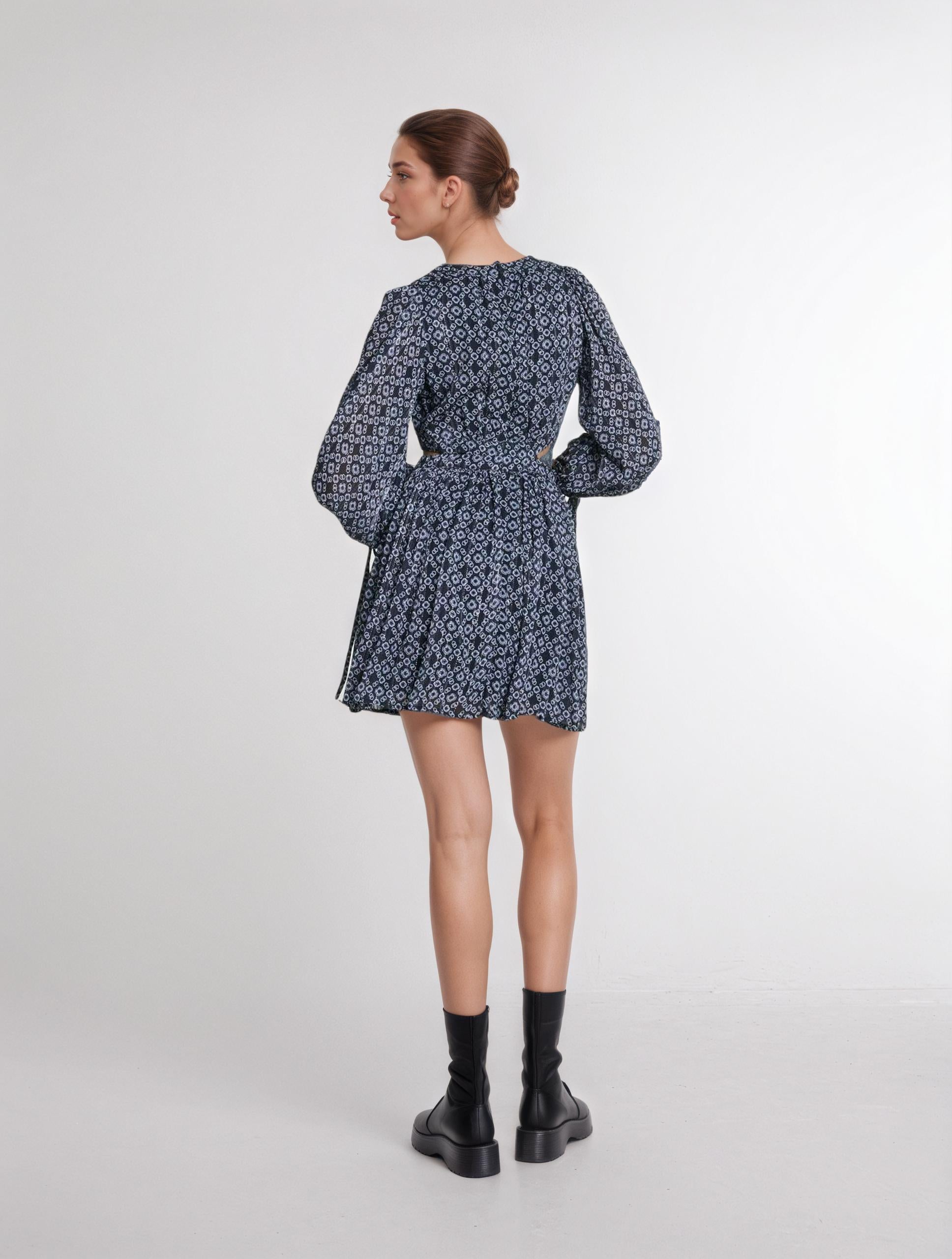 blue mini dress, Parisian style, european style, cut out dress, summer dress 