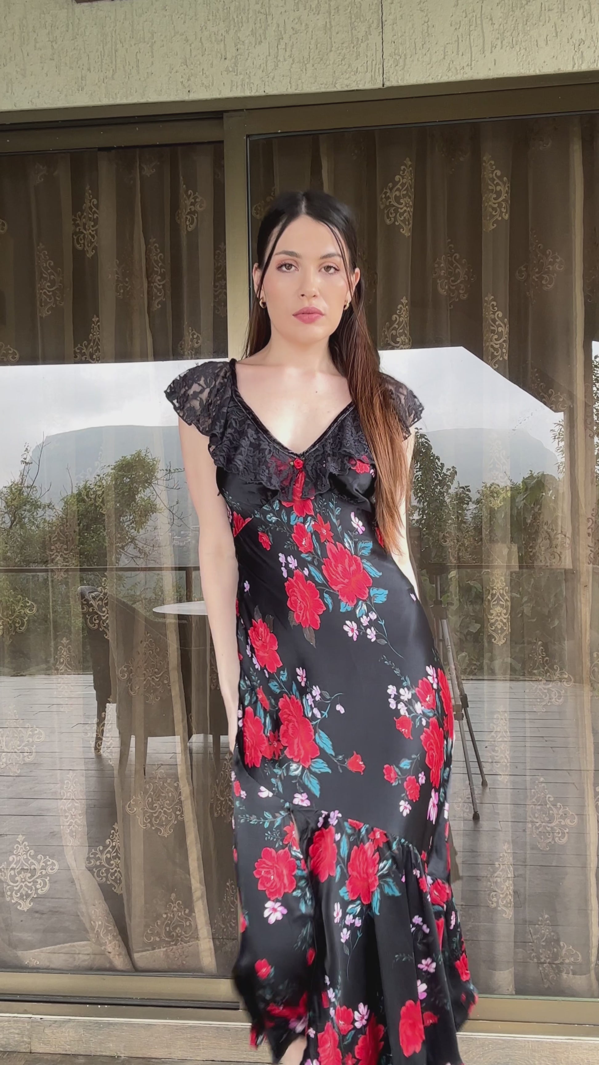Rosa Noir Midi Dress